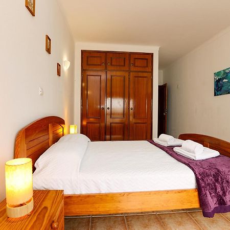 P - Meia-Praia Seaview Guesthouse Lagos Bagian luar foto