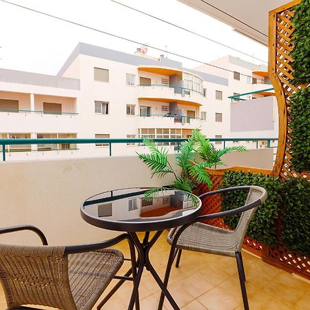 P - Meia-Praia Seaview Guesthouse Lagos Bagian luar foto