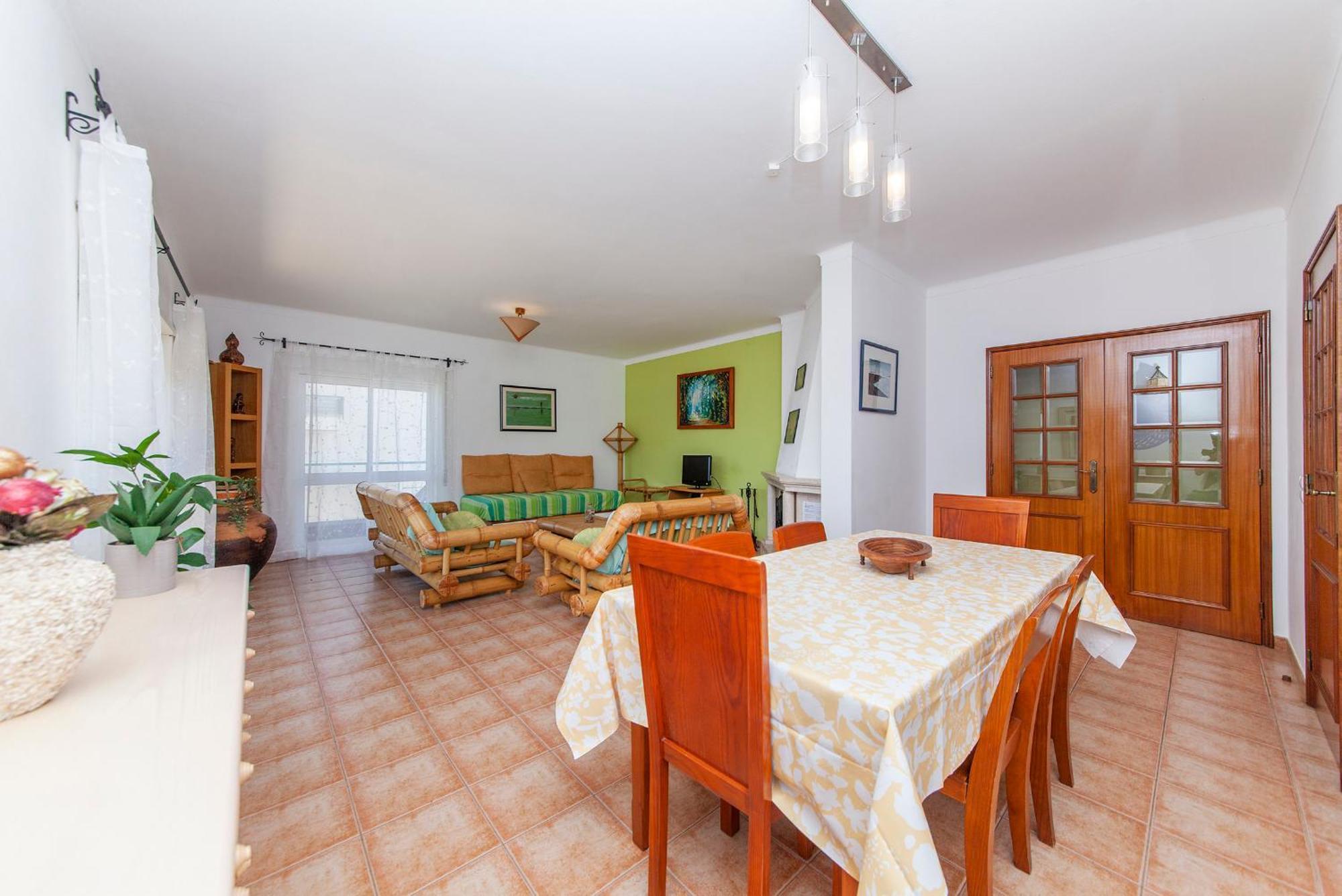 P - Meia-Praia Seaview Guesthouse Lagos Bagian luar foto