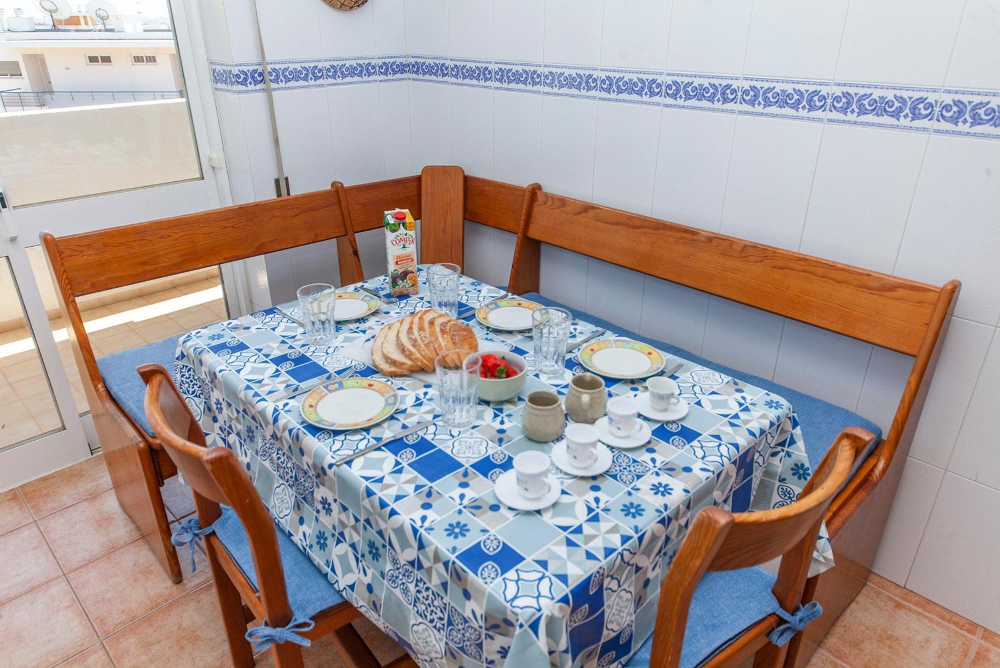 P - Meia-Praia Seaview Guesthouse Lagos Bagian luar foto