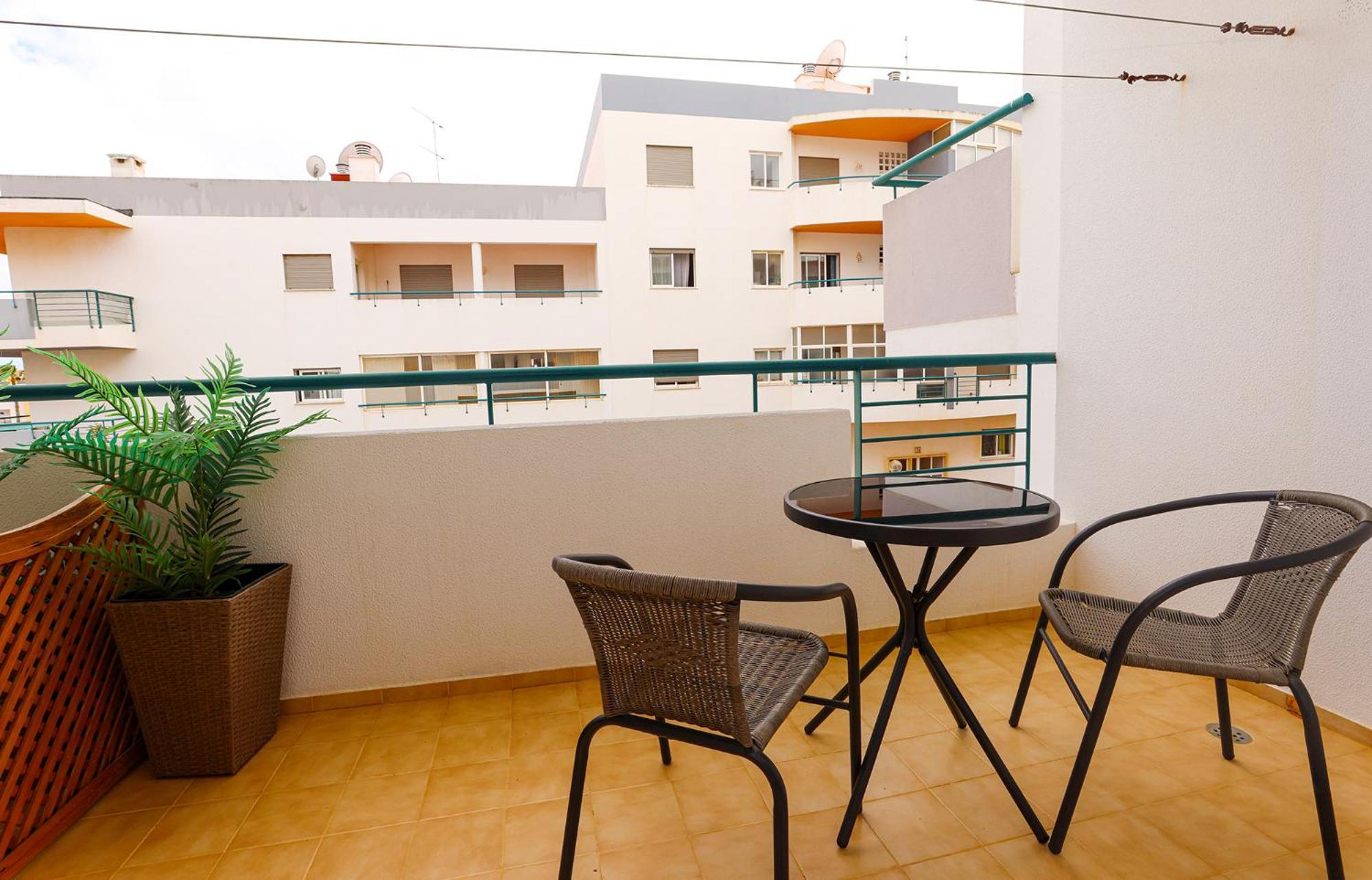 P - Meia-Praia Seaview Guesthouse Lagos Bagian luar foto